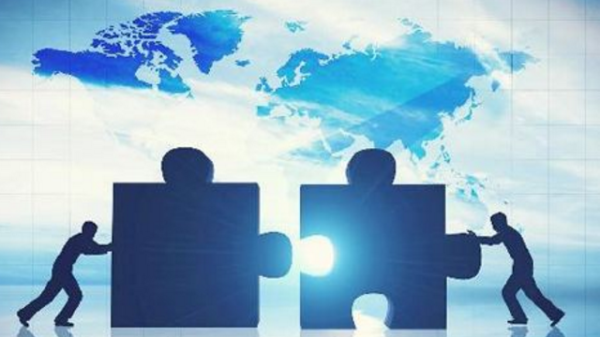 仁信优配 南亚新材：实控人之一包秀银9月16日至9月18日累计减持218.85万股